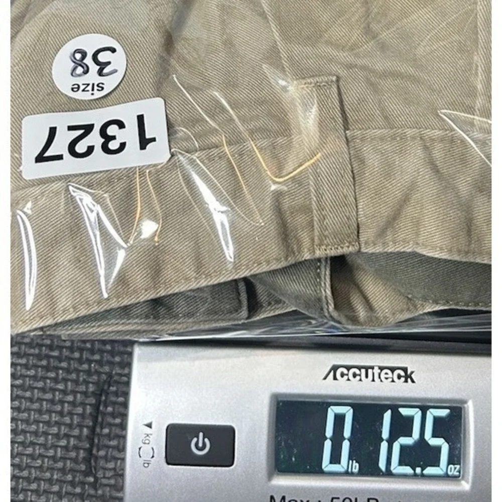 Tommy Hilfiger Men Size 38 Khaki Pleated Logo Embroidered Chino Shorts Loose Fit